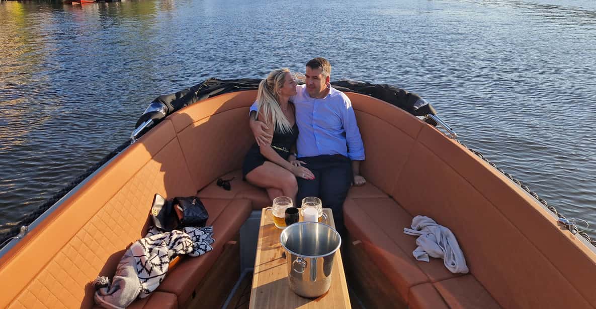 Prague Private Boat Tour - 2 Hours - Zdymadlo Štvanice Locks: Practical Engineering in Motion