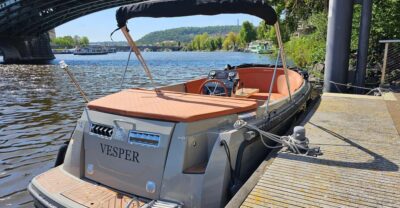 Prague Private Boat Tour - Getting from your hotel to the boat without stress