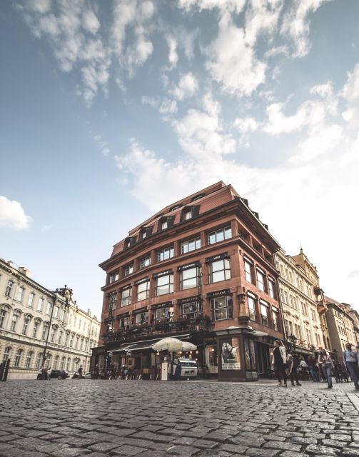 Prague: Private Prague Art Nouveau and Cubism Tour - The short public transport ride: why the tour leaves the main tourist loop