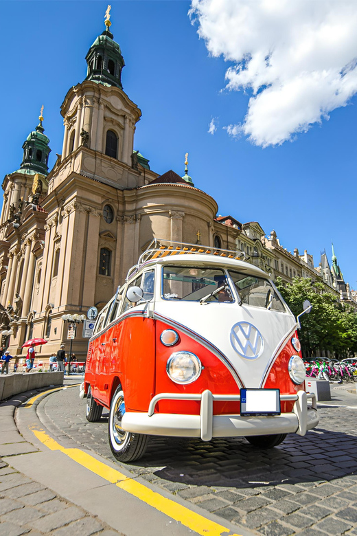 Prague: Private Sightseeing Tour in original VW Samba bus - Photo stops at iconic landmarks and viewpoints (how to use them)