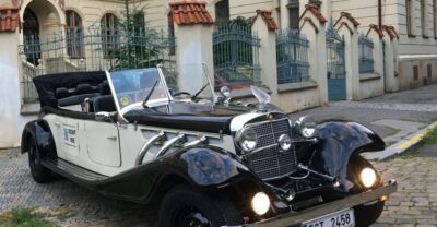 Prague: Private Tour by Vintage Car - Mercedes 770K replica comfort: the point of riding this way