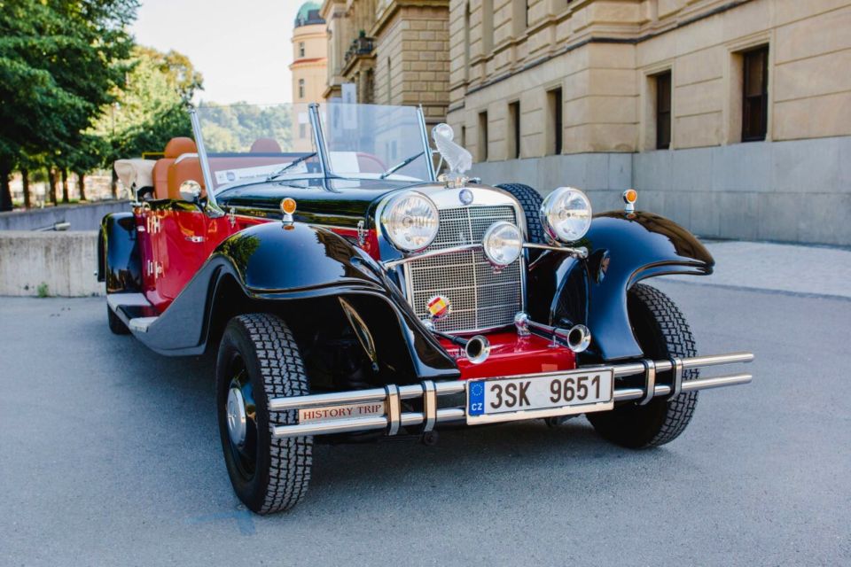 Prague: Private Tour by Vintage Car - Prague Castle, Schwarzenberg Palace, and Loreta: power on a short clock