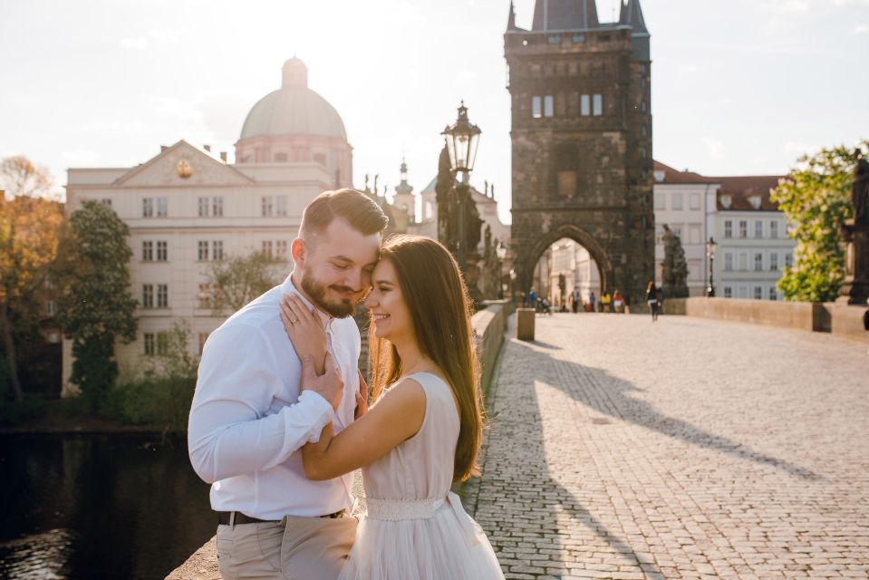 Prague: Professional Photoshoot at Charles Bridge - Key highlights worth showing up for
