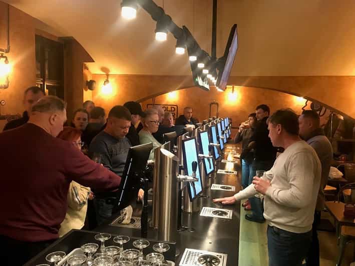Prague: Self-Pour Czech Beer-Tasting Experience - How the self-pour system really works at the taps