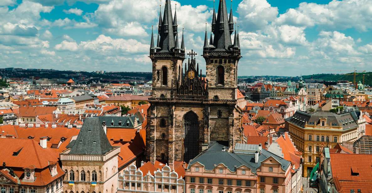 Prague: Top Sights and Historic Center Introduction Tour - Coffee and restroom break: timing you can actually use