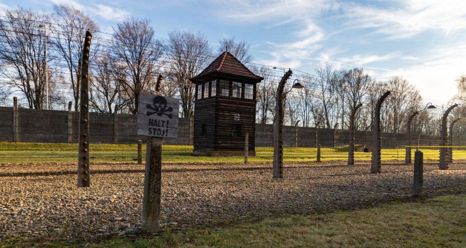 Prague: Tour to Auschwitz Birkenau - What to Bring and How to Prepare Without Making It Complicated