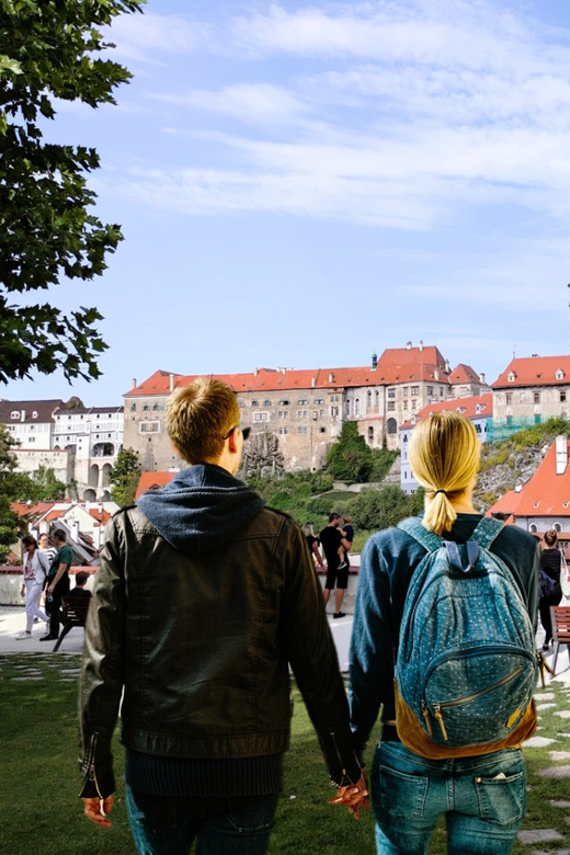 Prague: Transfer to Vienna via fabulous Cesky Krumlov - Lunch in Český Krumlov: one hour well spent