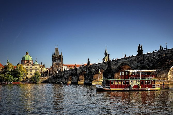Prague's charming old places tour in Russian language - Key tour highlights at a glance