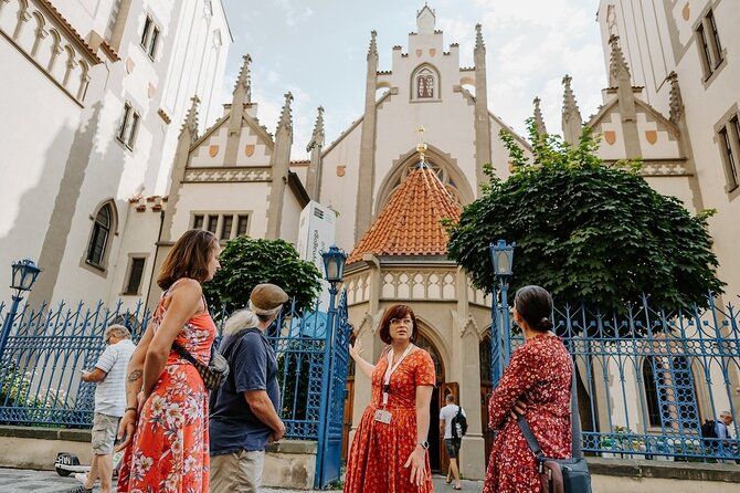 PRIVATE: 3h Stories of Prague Jewish Quarter Tour, drink included - What this Prague Jewish Quarter tour is really like