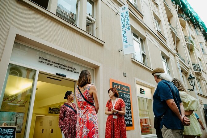 PRIVATE: 3h Stories of Prague Jewish Quarter Tour, drink included - Stop-by-stop: what you’ll see and how to get the most from it
