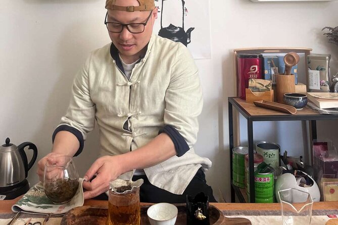 Private Authentic Tea Experience in Prague - What you taste: premium Chinese teas and this year’s early spring lots