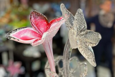 Private Bohemian Glass and Czech Crystal Tour with lunch included - Stop 1: Nový Bor and the movie-level glass sculptures