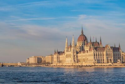 Private Car Transfer from Prague to Budapest with 2 Hour Stop - The 7-Hour Ride: Private Comfort and Timing That You Control