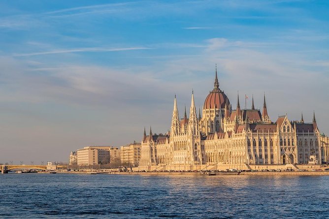 Private Car Transfer from Prague to Budapest with 2 Hour Stop - The 7-Hour Ride: Private Comfort and Timing That You Control