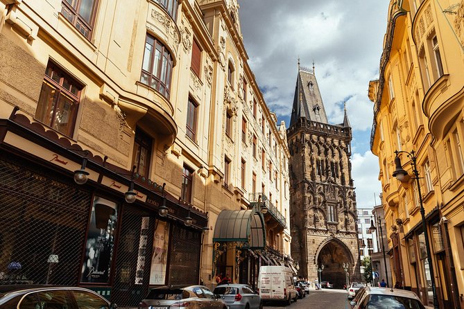 Private City Kickstart Tour: Prague - Old Town Hall and the Astronomical Clock: What to Watch for
