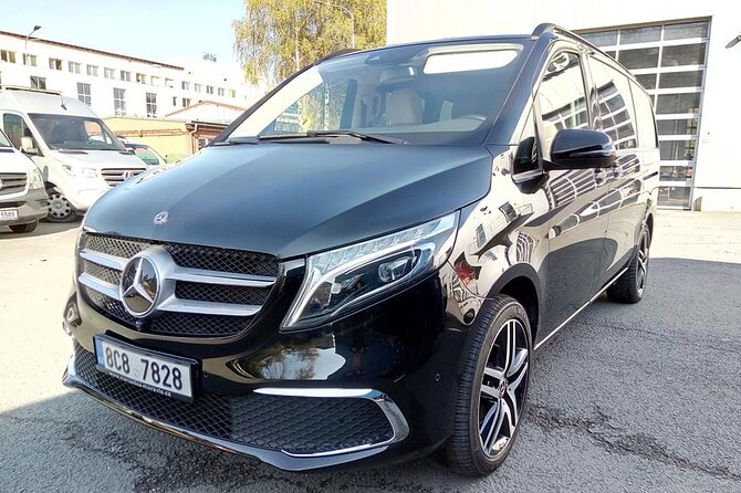 Private Transfer from Prague Airport to Prague City Hotels 1 - 7 pax - Meet the Drivers: Friendly Communication and City Notes