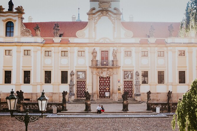Private Vacation Photography Session with Local Photographer in Prague - Custom routes: getting your Prague photos without sacrificing your time