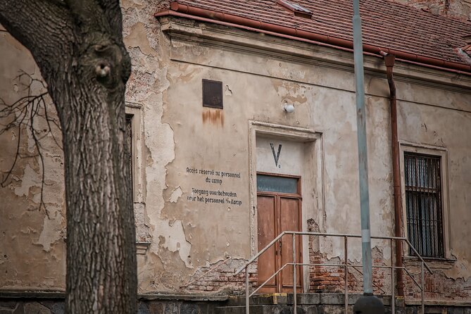 Psychiatric Hospital & Abandoned Cemetery - Stop 1: Psychiatric Hospital Bohnice After Dark