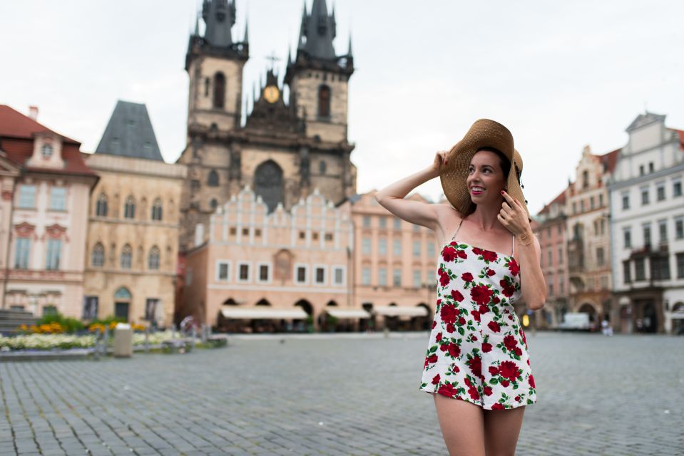 Romantic Photoshoot Experience for Couples in Prague - Price and value: $197 for a group up to four