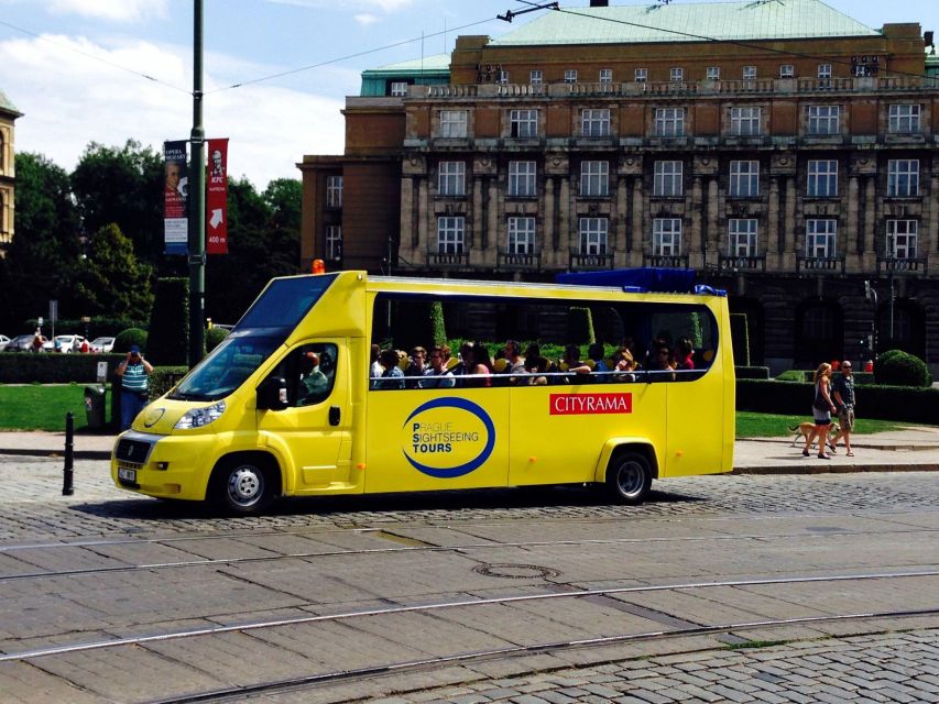 Short city tour by bus - 1 hour - Key things to know before you ride
