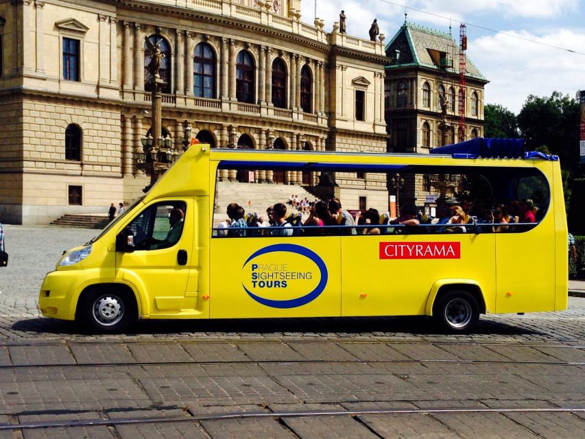 Short city tour by bus - 1 hour - Prague Lesser Town stop: why the bus viewpoint matters
