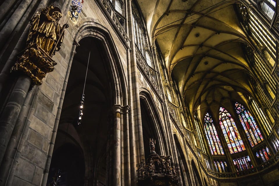 Tour of Prague Castle in italian language ticket included - Price and value: what $45 really covers