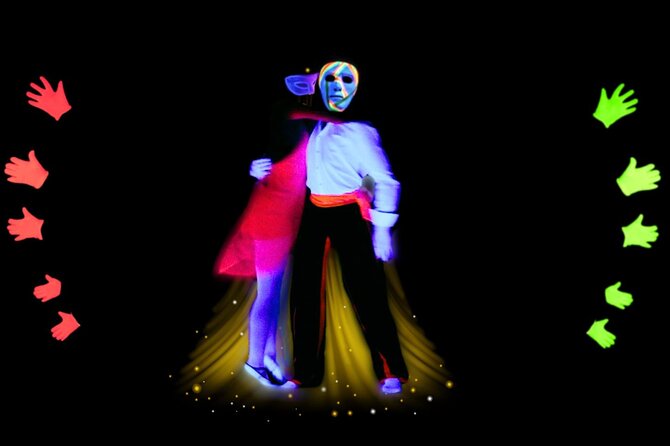 Underground Black Light Theatre Interactive Show in Prague - The music cue: Hoidekr’s originals and big-name hits