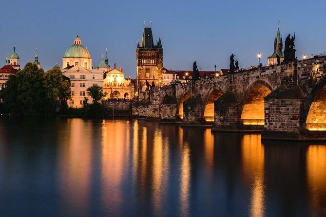 VIP Tour: Professional photos - You and Prague Best Monuments - The makeup and styling block: why it changes everything (even if you’re camera-shy)